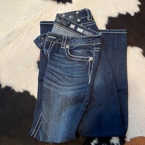 Miss Me Skinny Jeans 32